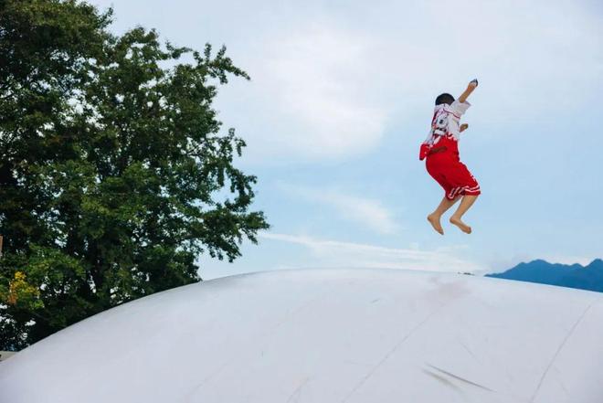 去了村里她们过得很安逸AG真人游戏平台裸辞(图15)